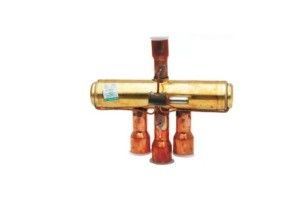 Pompa di calore domestica all-in-one 75% fonte d'aria 25% elettricità 3 kW per le esigenze di acqua calda